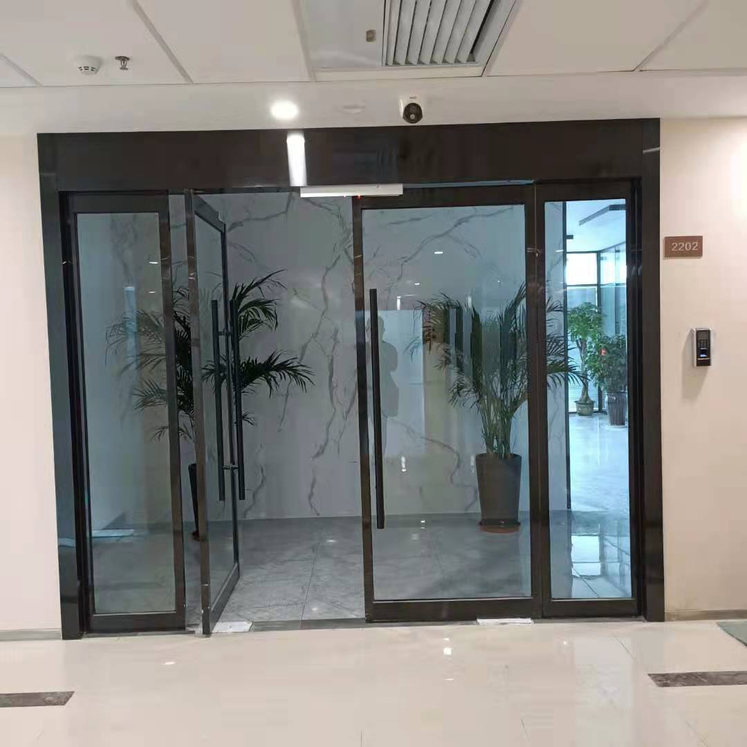 你都了解哪些材质的玻璃门？